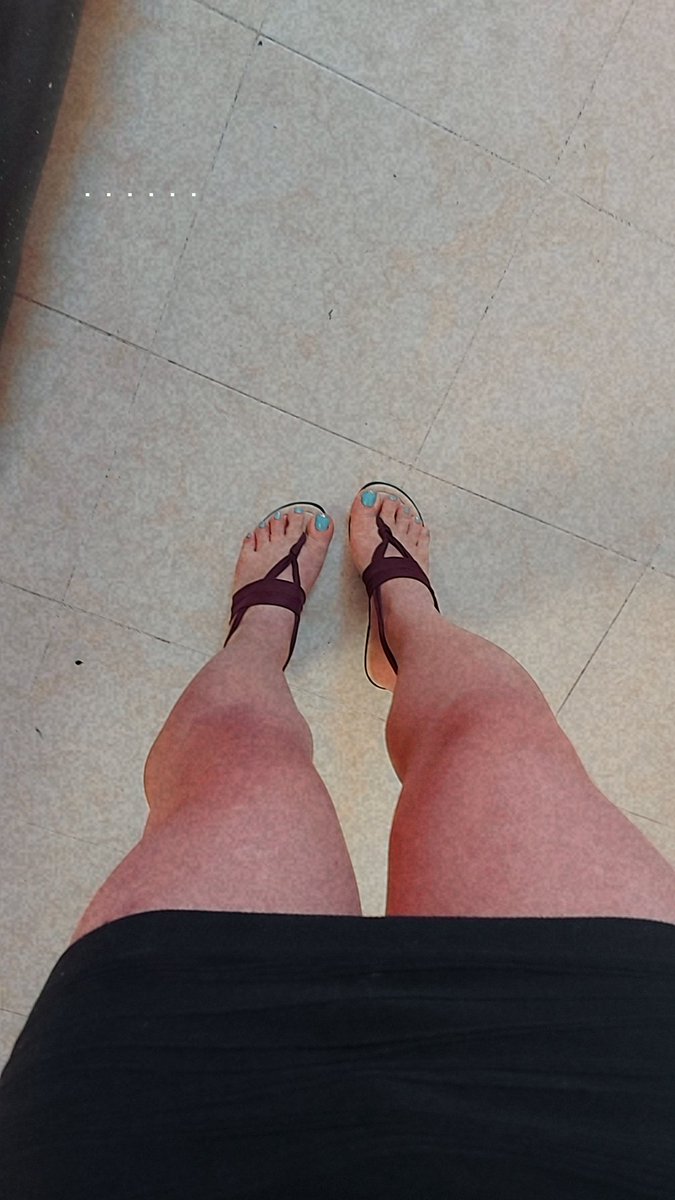 sonoma220's tweet photo. Hola🙈👣🏳️‍⚧️ #feetfetısh #feetِ  #piecitos https://t.co/rEF3bUc0q6