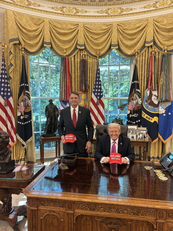 Commentary Donald J. Trump Posts From Truth Social tweet media