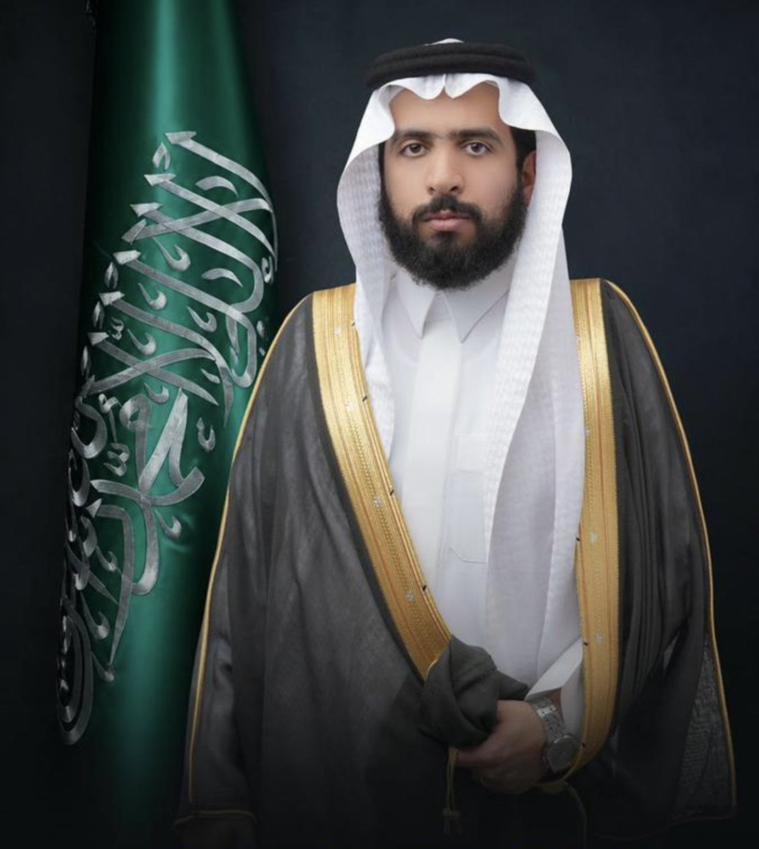 Prof_Ali505's tweet photo. نتقدم بالمباركة والتهنئة لإبننا المبدع  الشيخ فارس عيد السلاطين حصوله على درجة العالمية " الدكتوراة في القرآن وعلومه " من جامعة الامام محمد بن سعود الإسلامية بتقدير ممتاز مع مرتبة الشرف الأولى ونبارك لأخونا ا��غالي الشيخ عيد ناصر السلاطين وكافة أسرته هذا الانجاز الذي يفتخر به https://t.co/SaQKi7L52y