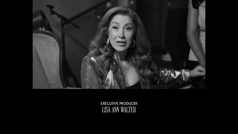 thinkerlaw's tweet photo. written, performed, produced and directed by: lisa ann walter https://t.co/DGPQ8TuB1v