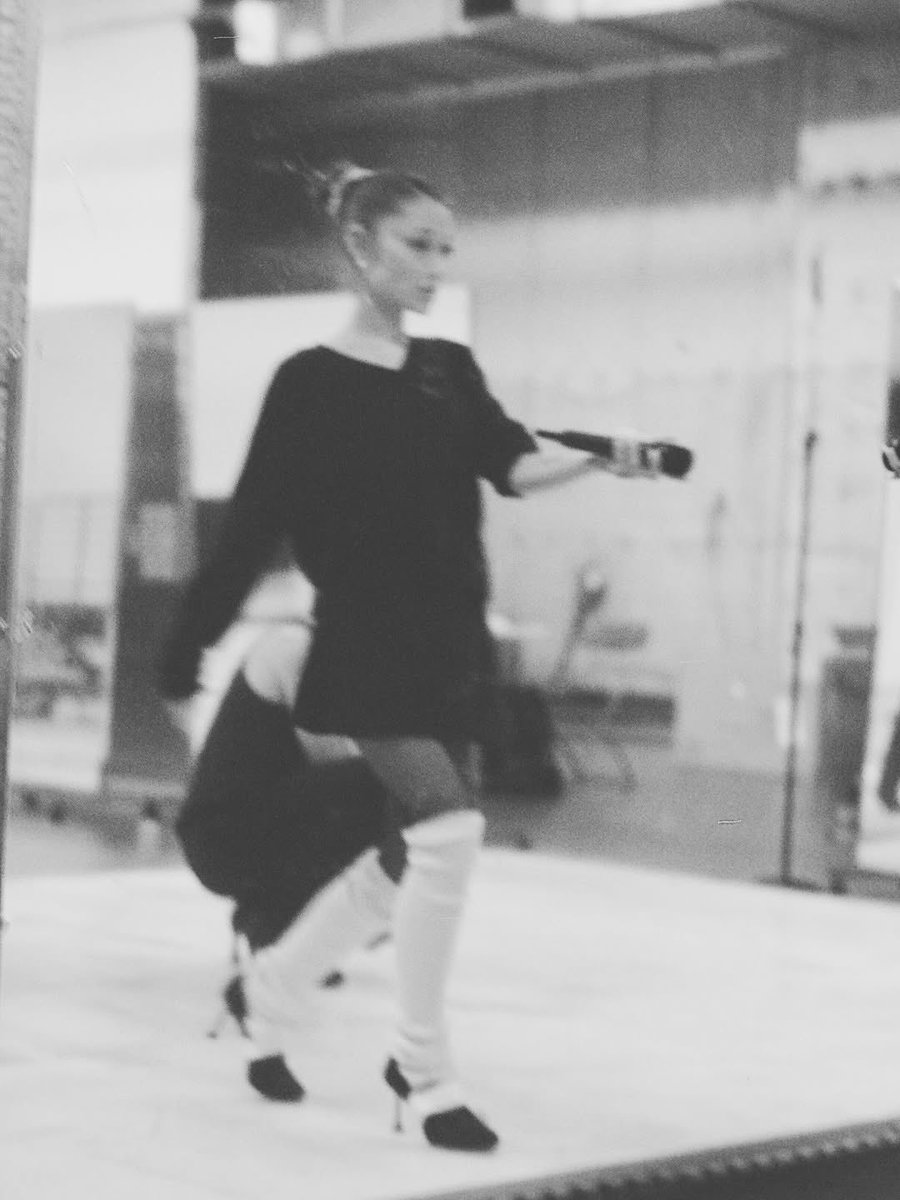 Ariana Grande Today ꕤ tweet media