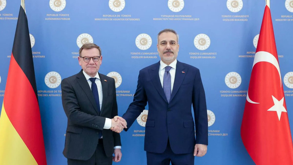 Öznur Küçüker Sirene tweet media