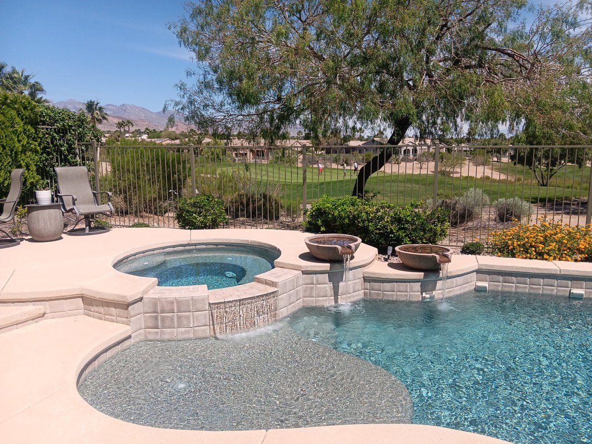 LVREALTORChronicles tweet media