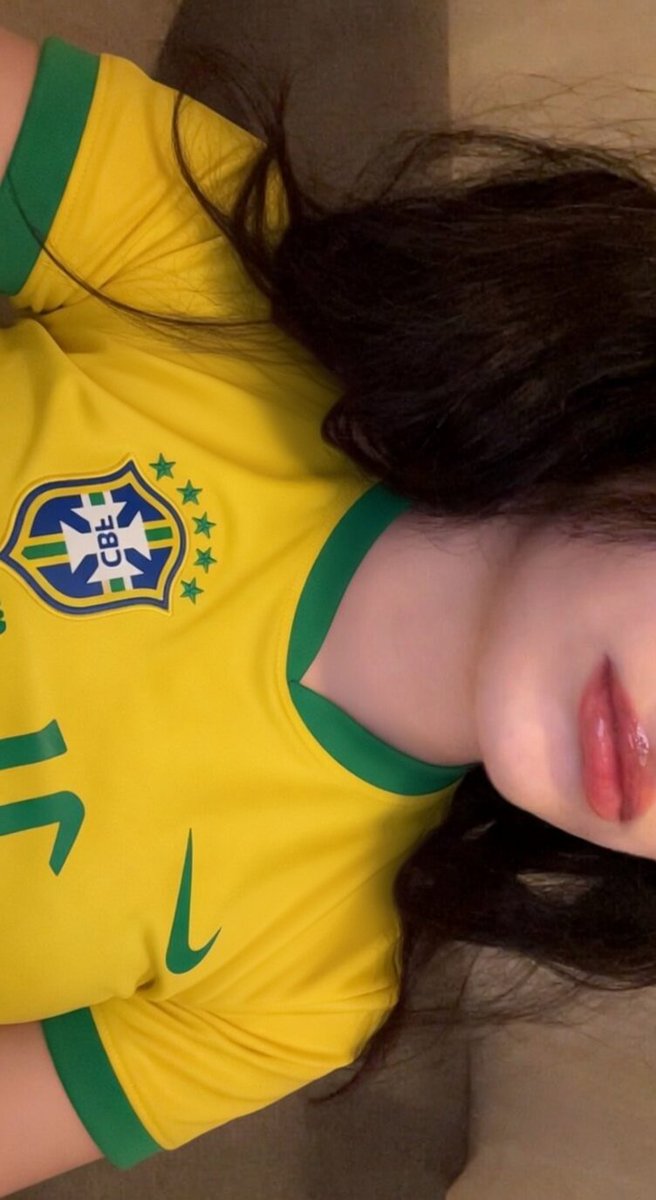 Dollnika_Six_Million. tweet media