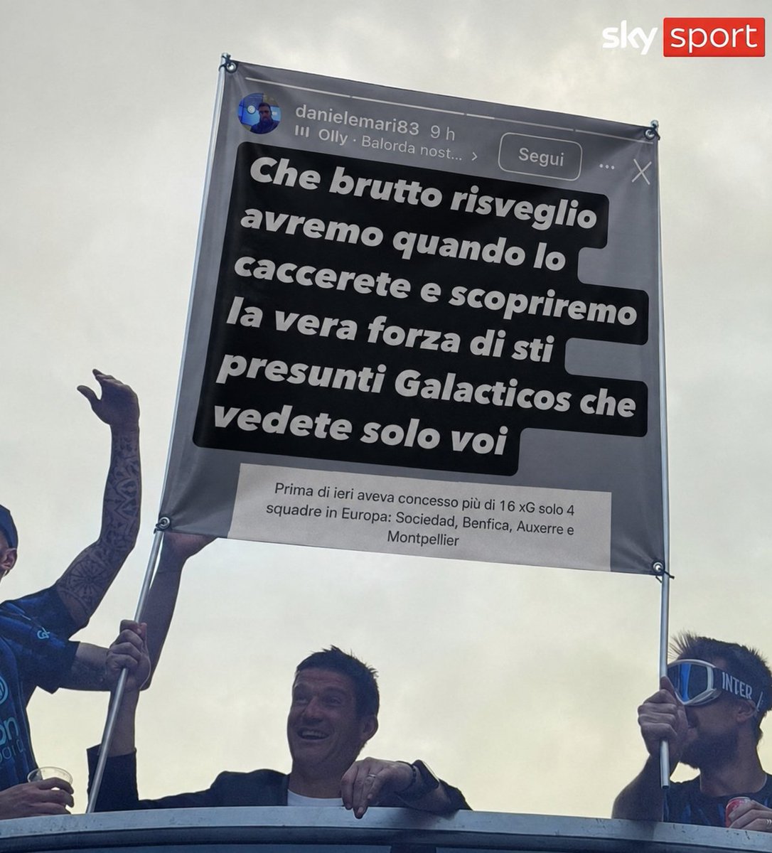 #oaktreeOUT 🧱🇮🇹 tweet media