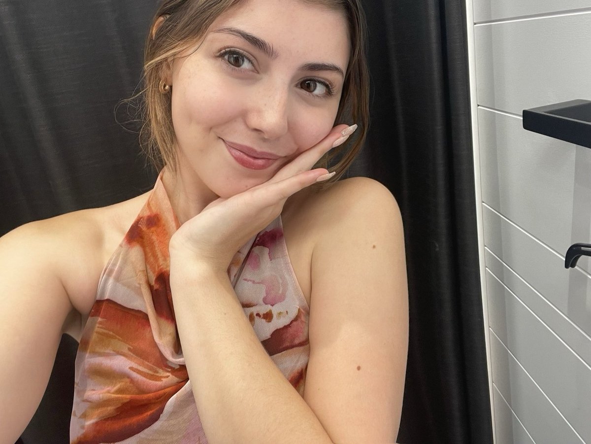 𝒵𝑒𝓁𝒹𝒶 tweet media