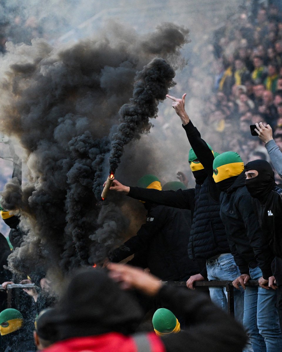 Antifa_Ultras tweet media