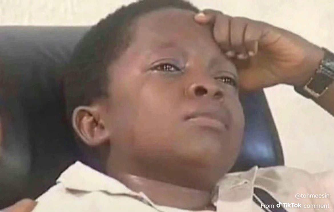 shekuaep's tweet photo. I need a Manon update so I don’t go insane. Tattoo man, abeg https://t.co/eU3uOMCEV9