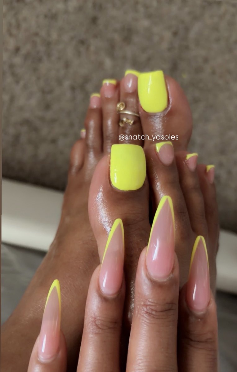 GODDe$$ Lala 👸🏽🦶🏽👇🏽 tweet media