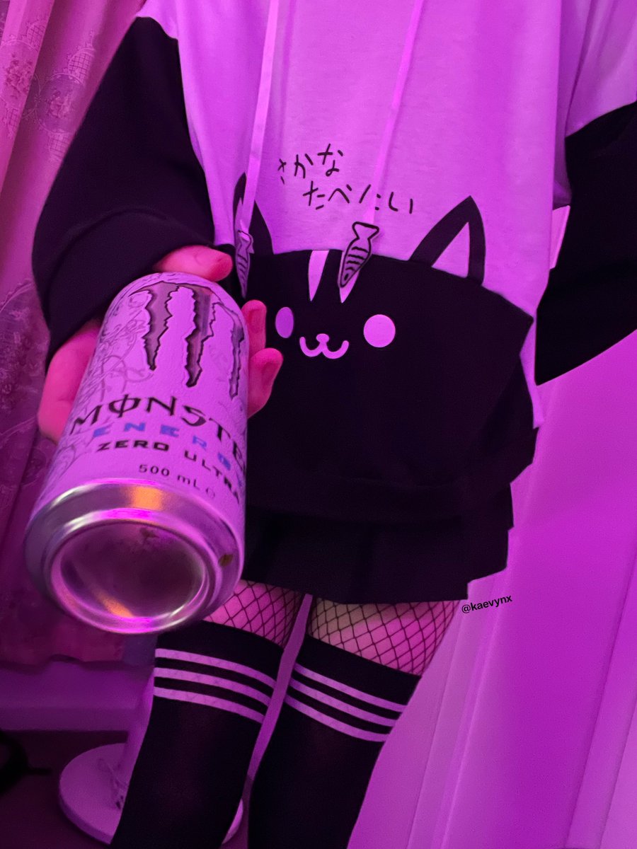kaevynx 🐾 tweet media