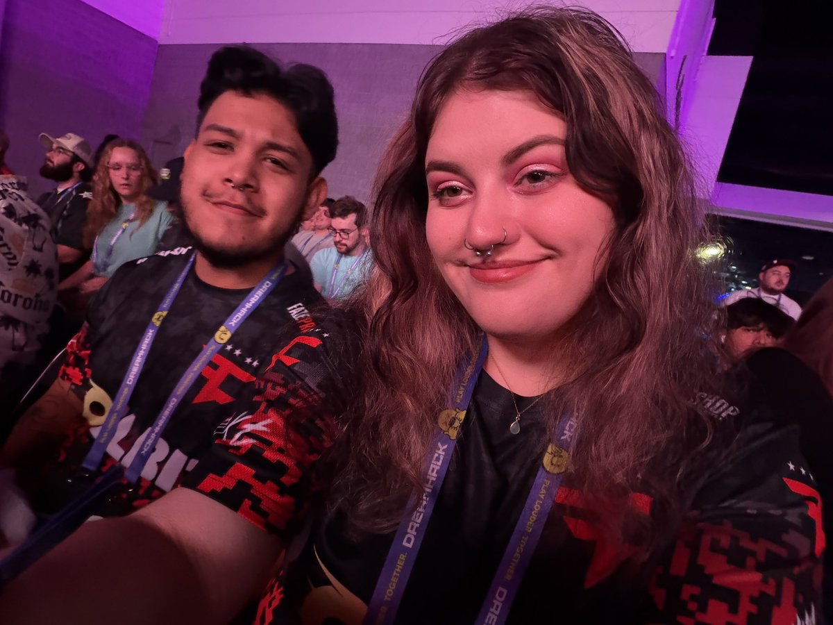 apackofkools's tweet photo. such an amazing weekend at DreamHack🥹 so lucky🫶🏼 https://t.co/Nlr0egFFyg