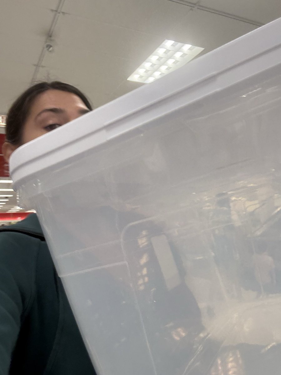 anna_cg07's tweet photo. Lugging around large storage containers, call me bin laden https://t.co/Anqzj74mO2