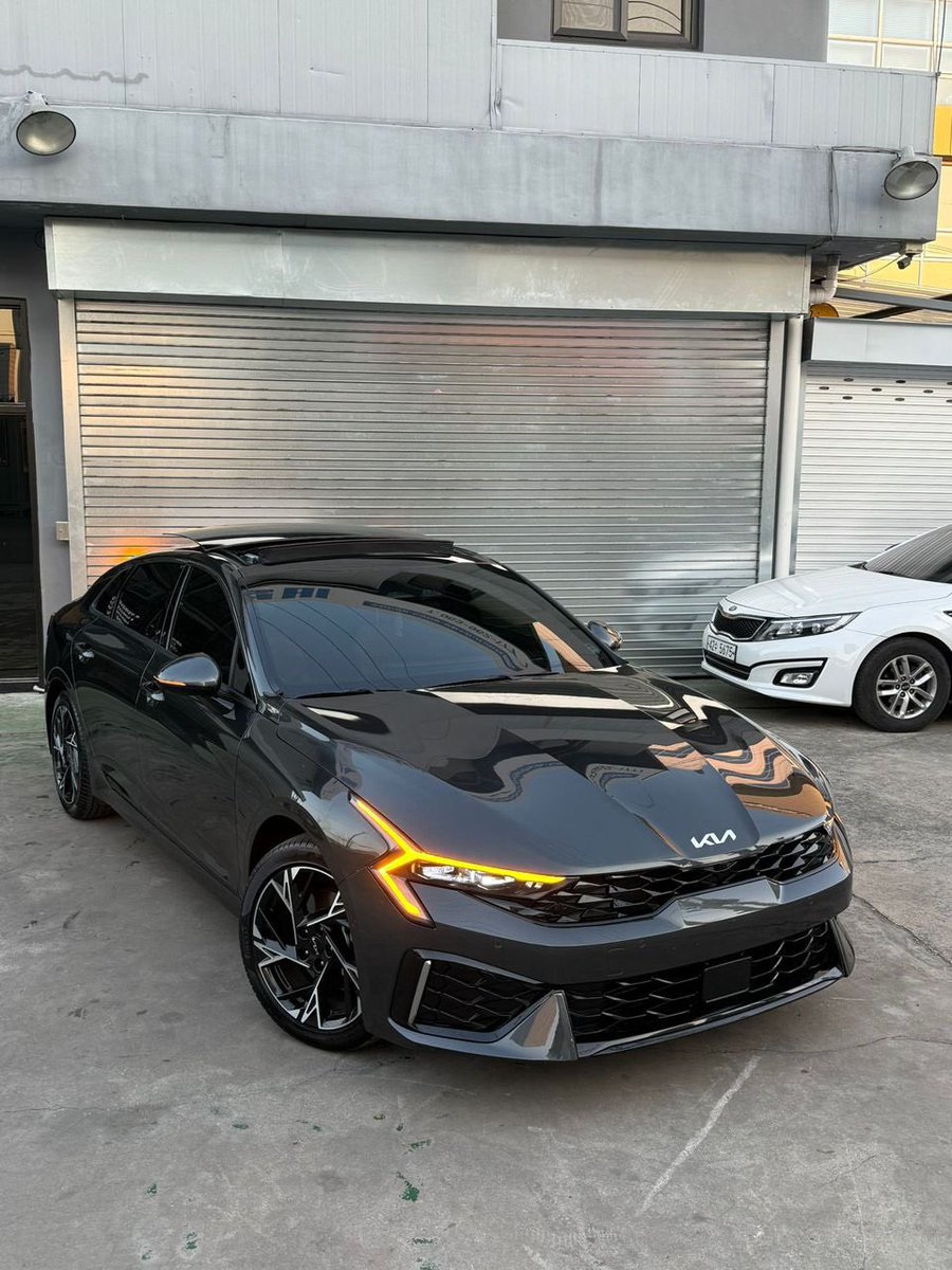 magiccars tweet media