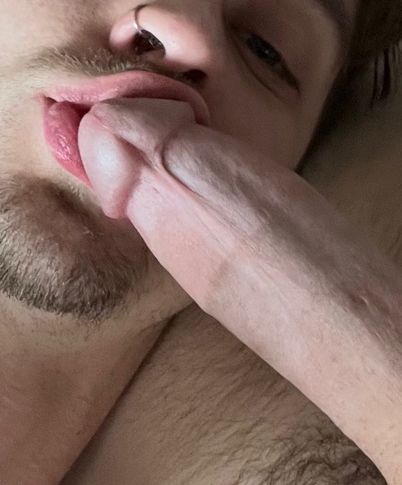 Circumcision Guy tweet media