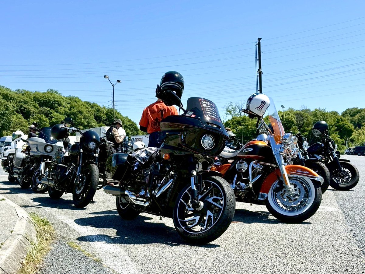 hd_owarikiyosu's tweet photo. ☀️
5.17 H-D尾張清須チャプターツーリング🏍️

天気にも恵まれ☀️暑すぎるくらい😓と
皆様少しお疲れのご様子でした😳🔥

尾張清須チャプターの皆様ありがとうございました❤️‍🔥
次回もよろしくお願いいたします🙇‍♀️

#ハーレーダビッドソン尾張清須
#ハーレーダビッドソン https://t.co/M5GTo0XHJK