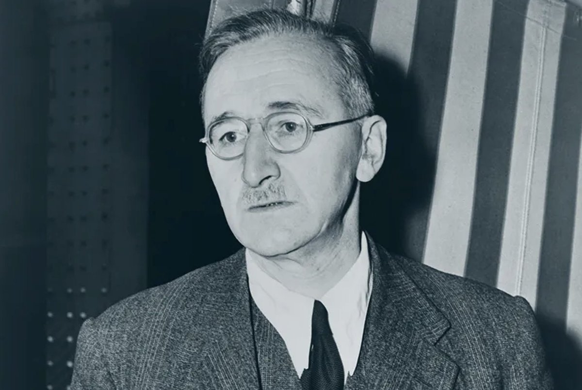 FAHayekSays's tweet photo. “Governments everywhere and at all times have been the chief cause of the depreciation of the currency.”

— Friedrich Hayek https://t.co/6VtDQLBZY1