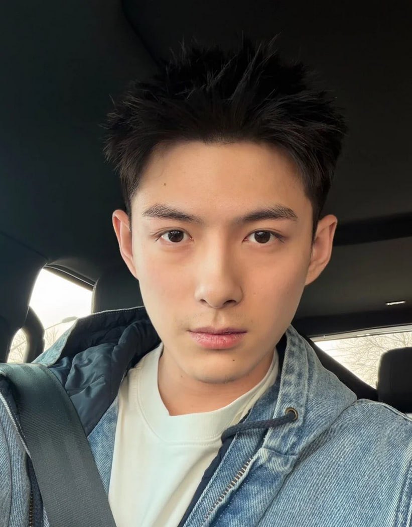 rafiqdtibm's tweet photo. 很帅的���男，刚开始当网友处着 后面关系好了离的也近约着喝酒 带上我的yy 顺利拿下 想得到的就没有得不到的 https://t.co/K61AMGjXSD