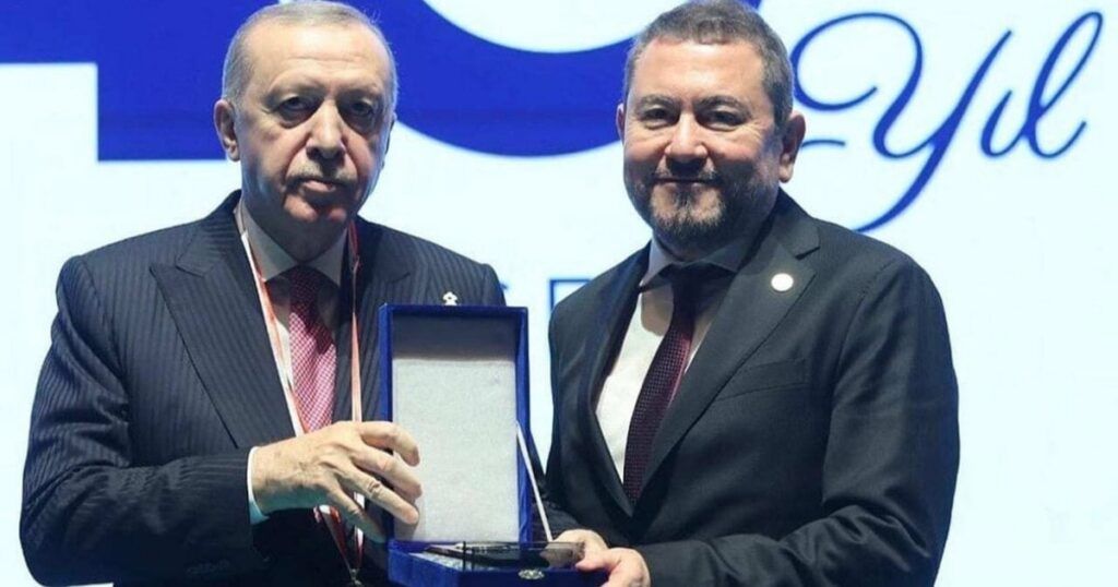 velev tweet media