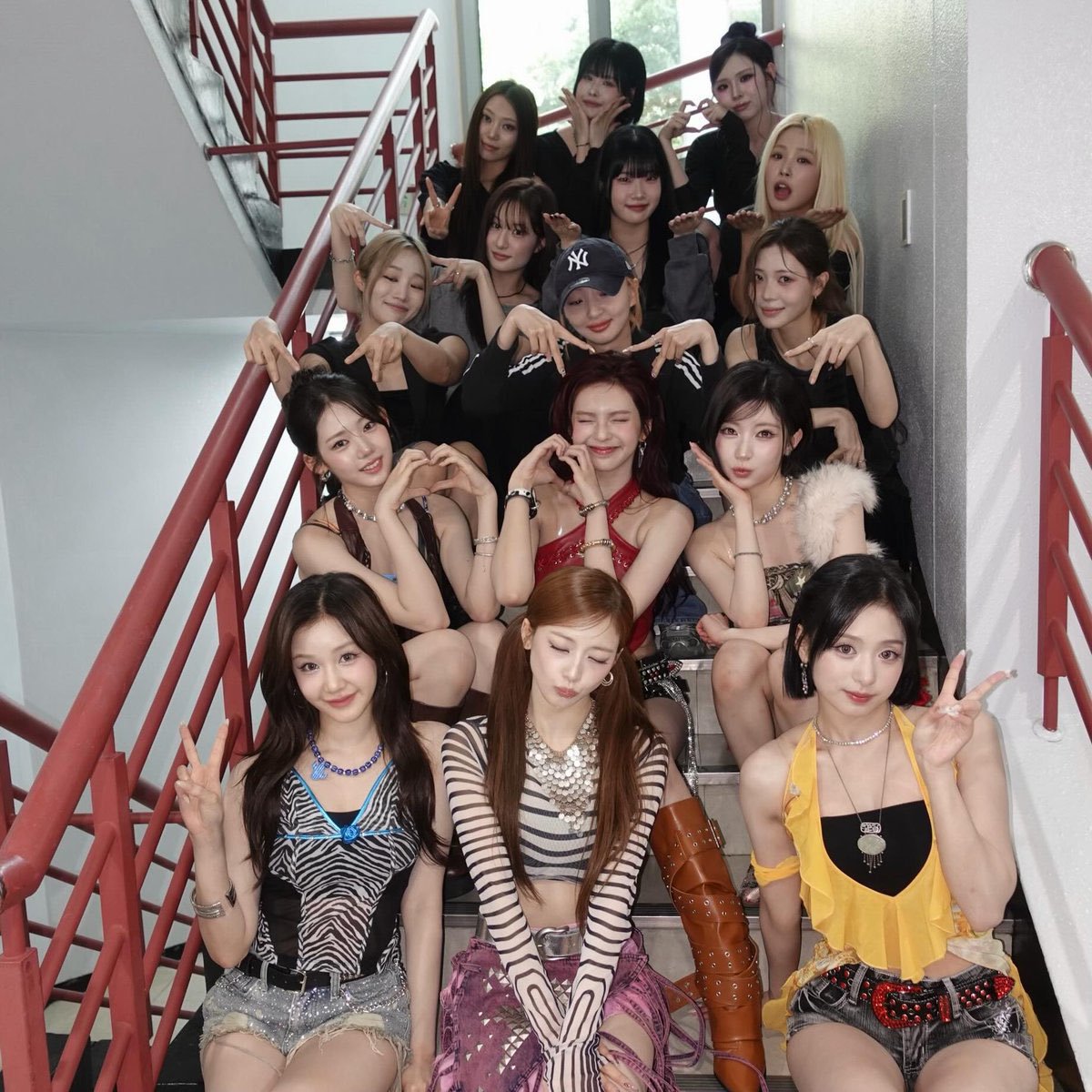 루카 tweet media