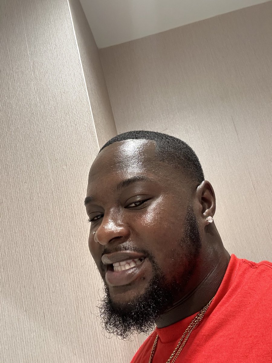 AceWitDaSpade22's tweet photo. 🧢 https://t.co/f7gb4KH29H