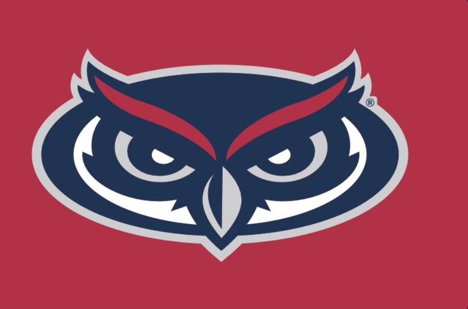 MuralisKajus's tweet photo. After a great conversation with @TaylorBrownFAU I’m blessed to receive my third division 1 offer from Florida Atlantic University
@OLMafia @EDGYTIM @AllenTrieu @FOOTBALLWVHS @athleticswvhs @PrepRedzoneIL @BauschCoach @CoachChris_Roll @TomLoy247 @GregSmithRivals https://t.co/4hGJ8nAwa4