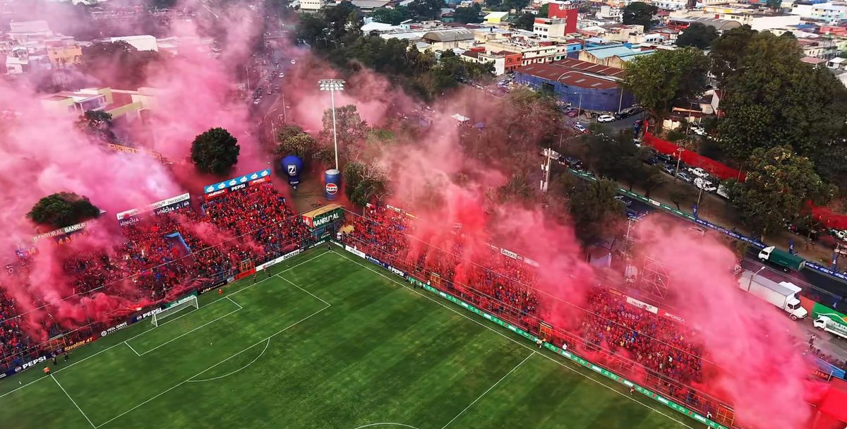 La Banda Del Rojo tweet media