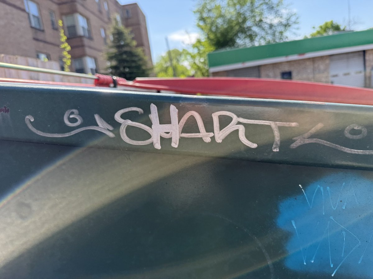 SamuelBrewsef's tweet photo. best tagger in the game rn #shart https://t.co/ORPXrUoBbo
