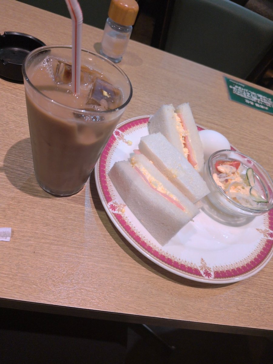 隣のトトロ tweet media
