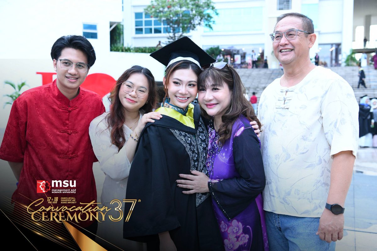 MSUconvo's tweet photo. Families, graduates, and loved ones gather once more to celebrate a meaningful milestone together 🤍
#MSUconvo37 https://t.co/qzlvac29C4