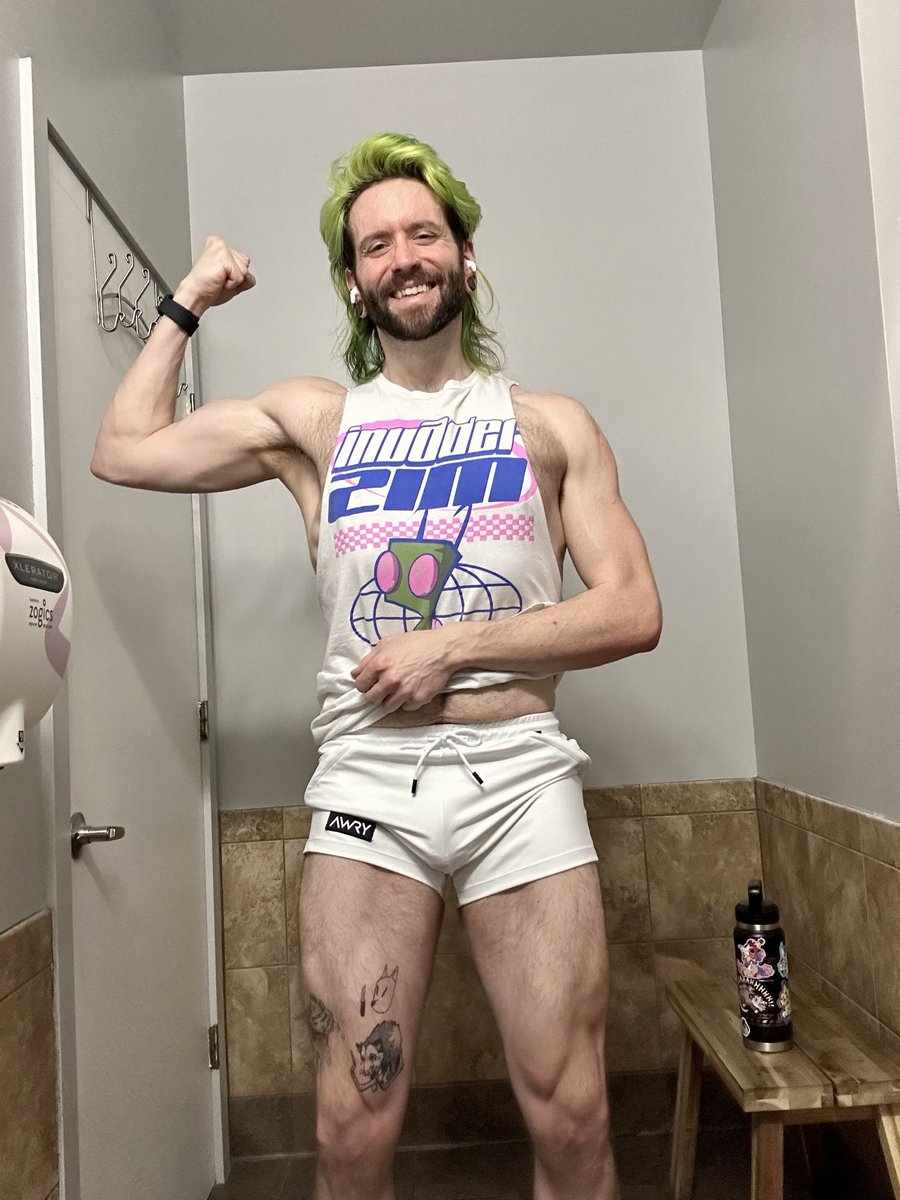 LosingColor's tweet photo. Leg day -> DPS Lifeweaver 
https://t.co/bsbjCqD5br https://t.co/q79obON2EW