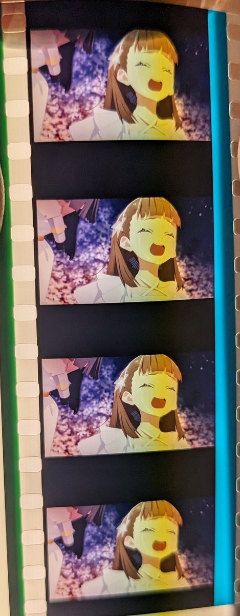 特典フィルム開封したら、2枚ともラストの徒町さんが出ました #映画蓮ノ空