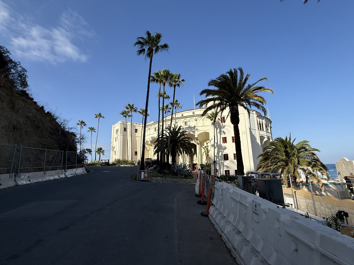 vitophone's tweet photo. Avalon Ball Catalina Island https://t.co/zIUpinqkaL