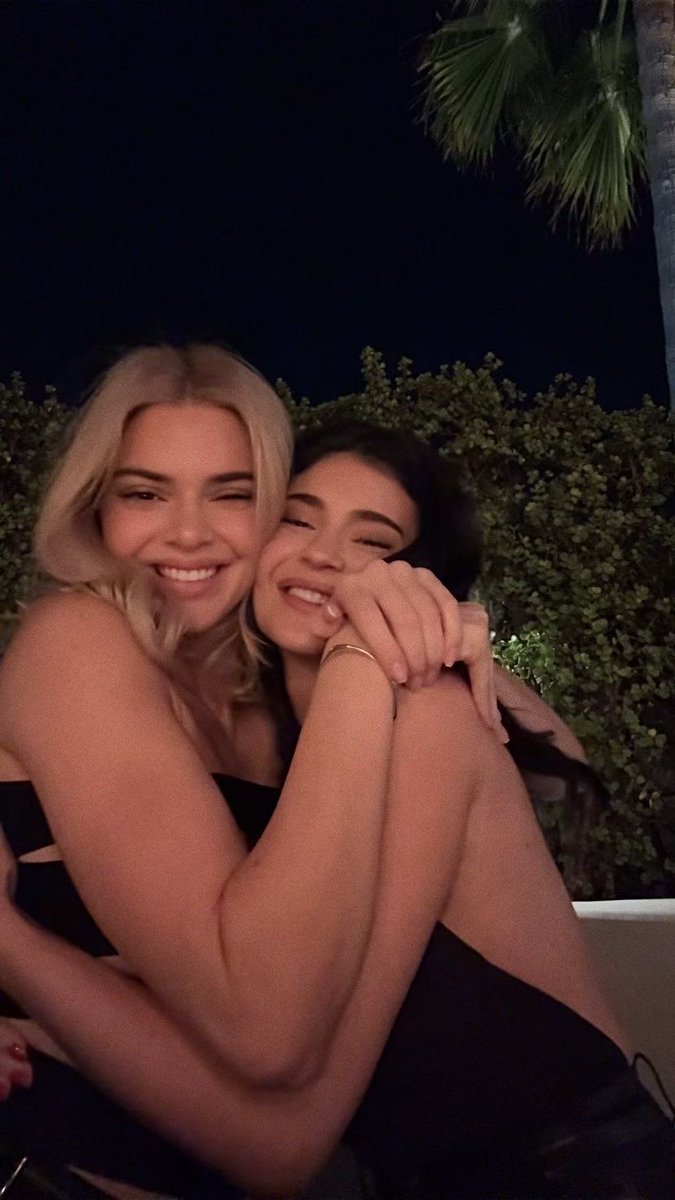 kendall jenner archive tweet media