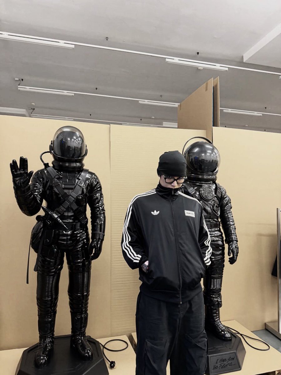 Mxrgyu's tweet photo. I wasn’t really planning anything special that day, just wandering around during my vacation and enjoying whatever the city had to offer. Then I noticed a museum tucked quietly between the busy streets, and out of pure curiosity, I decided to walk in. https://t.co/ZOGXOFtS6J