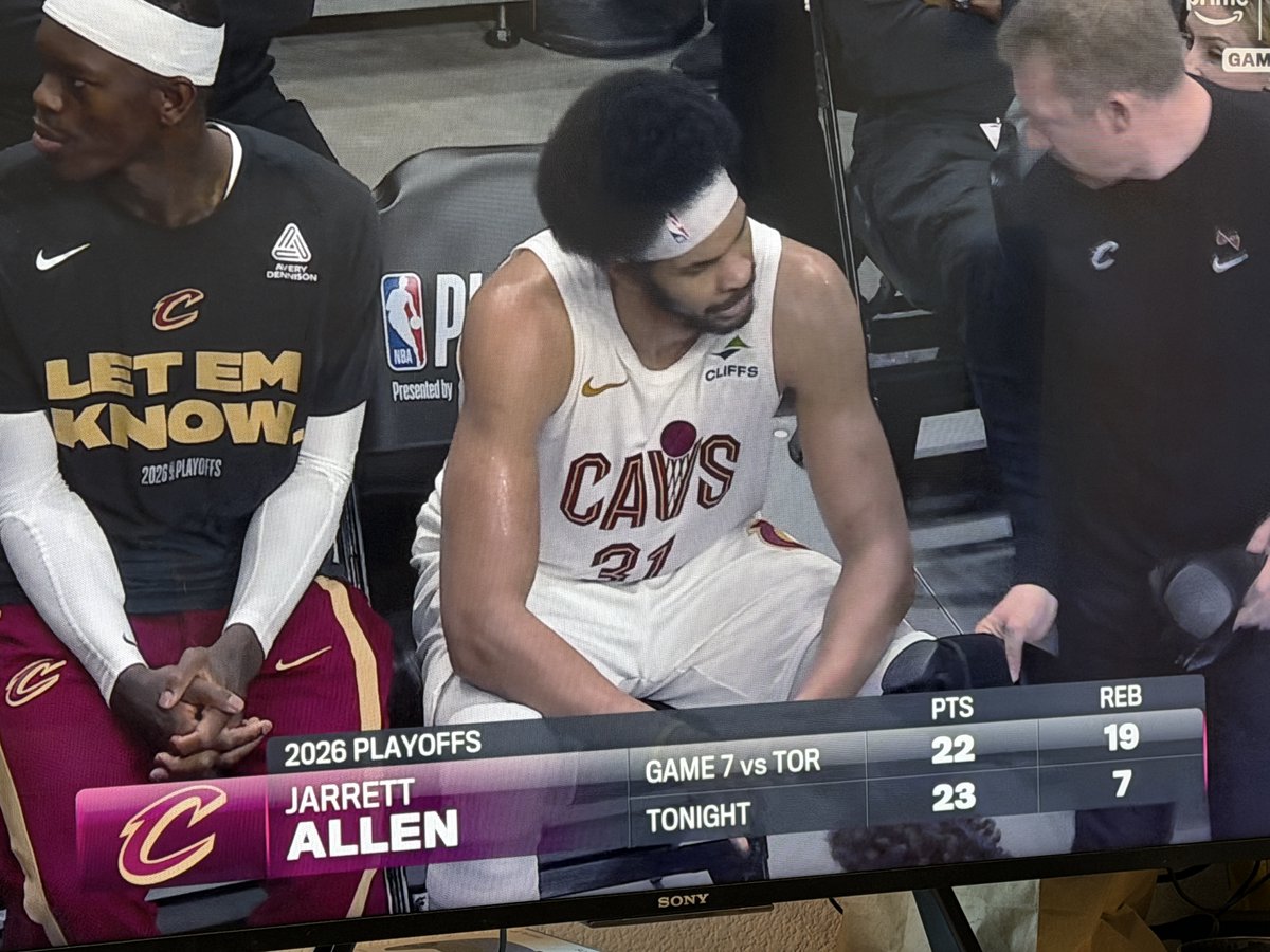 EnjoyBBall's tweet photo. Game 7 Jarrett Allen🔥 https://t.co/TPKdun1ZG6
