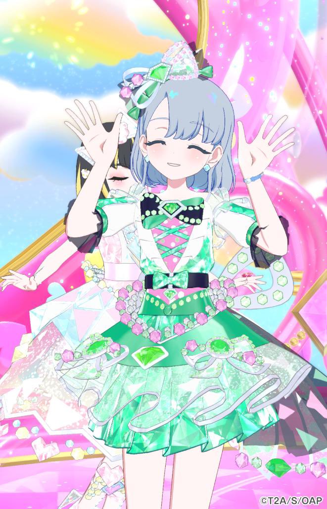 本日のお誕生日ガールのバズかわいいにこにこ笑顔をお納めください🥰