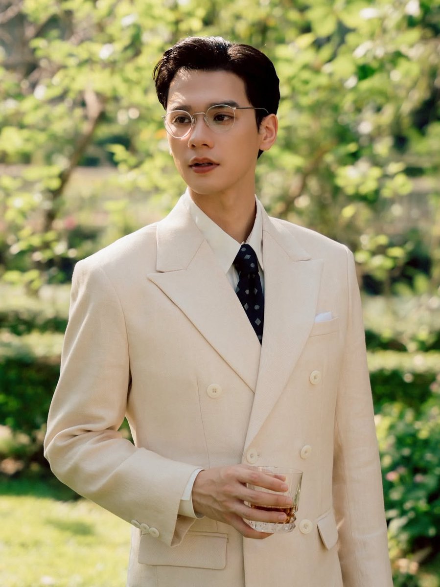นี๋ร์ Ní (limited) tweet media