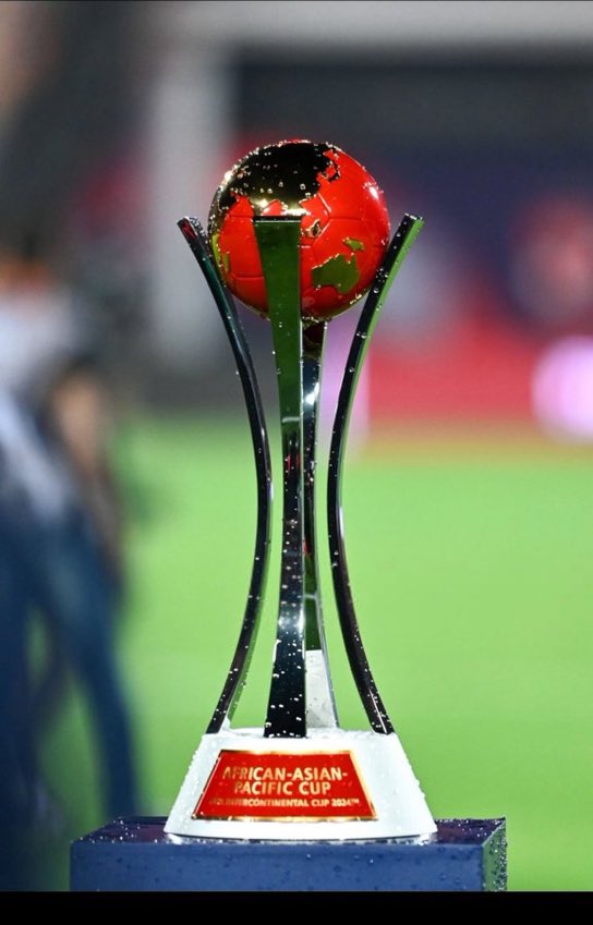 Hf_9809's tweet photo. @iuijn بالرغم من أهمية الدوري والنخبة 
ما زال ألم خسارة كأس المحيط باقي 
كنت أتمنى الفوز بالنخبة حتى نرجع نفوز  بكأس المحيط كأول نادي سعودي يحققها بإذن الله https://t.co/rp7bj7w0c7