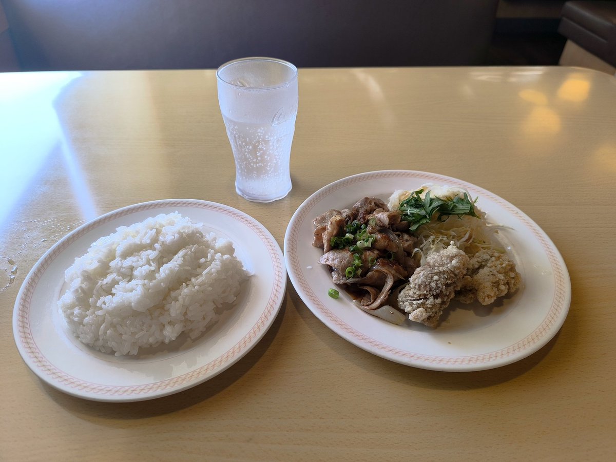 でーひー(^q^) tweet media