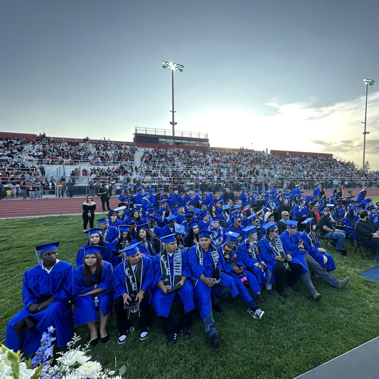 mojaveCoyotes's tweet photo. This week is going to be EPIC! 
Grad practice on Tuesday night! 
430 check in time! 
Then Senior Sunset immediately following. 
Come get Olympic Flame! 
All seniors will get their choice of burger and fries or carne asada fries! 
Graduation on Thursday at Oak Hills, 6 pm! https://t.co/OQ0pFUgTdA