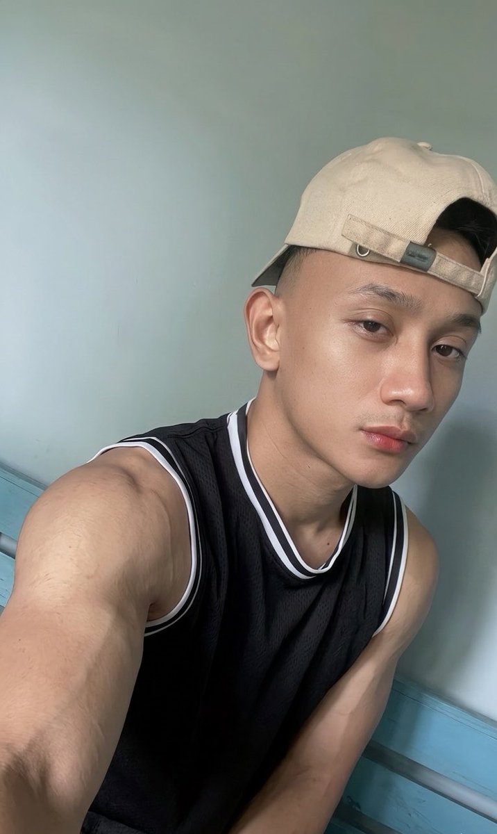 Iyan tweet media