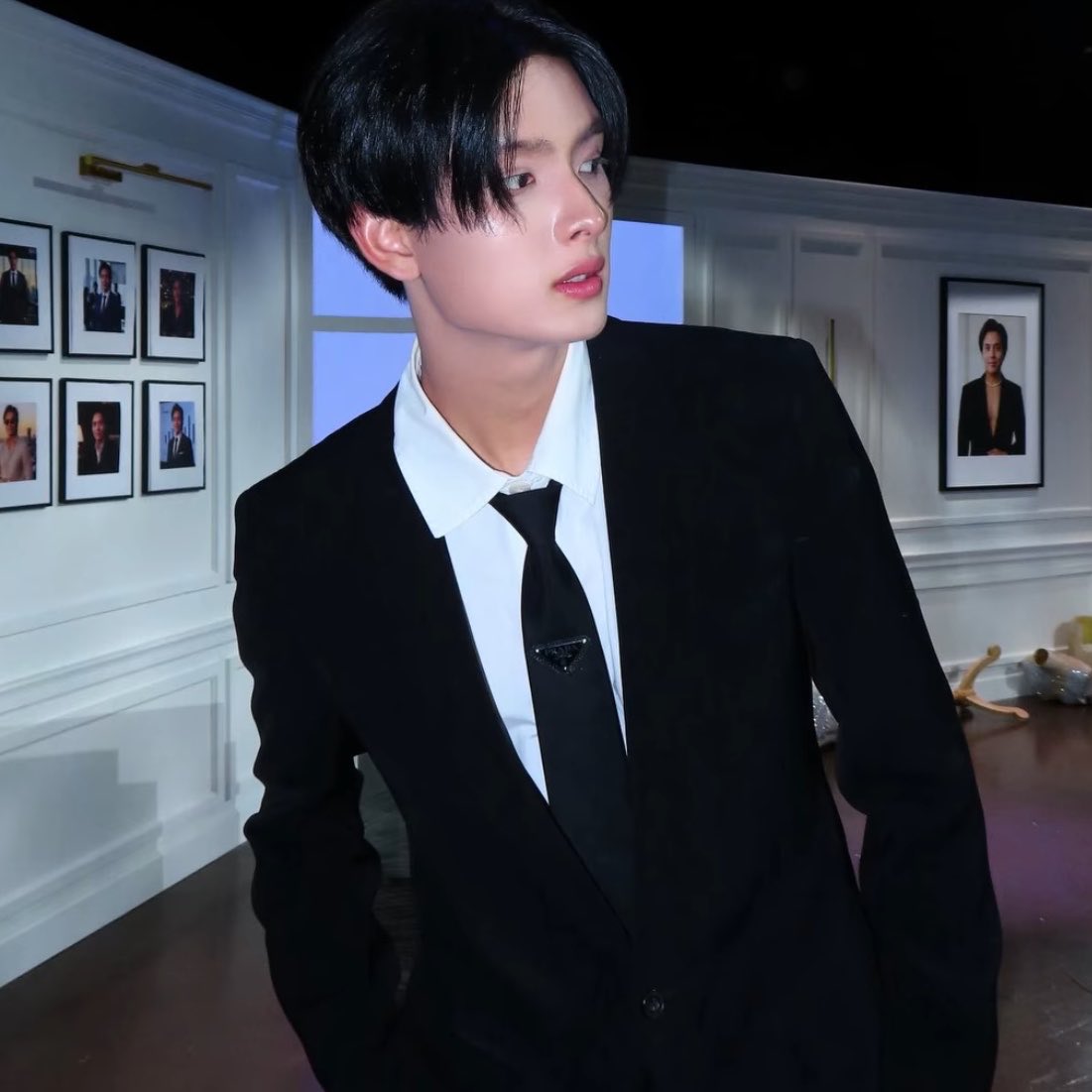 ฮมบ๊วย - slow tweet media