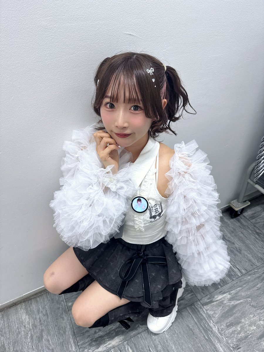 ゆりリリ様用販売ページ 昨日は #𝐌𝐚𝐠𝐢𝐜𝐁𝐨𝐱 リリイベ締めくくり✨ なので初めてこの衣装