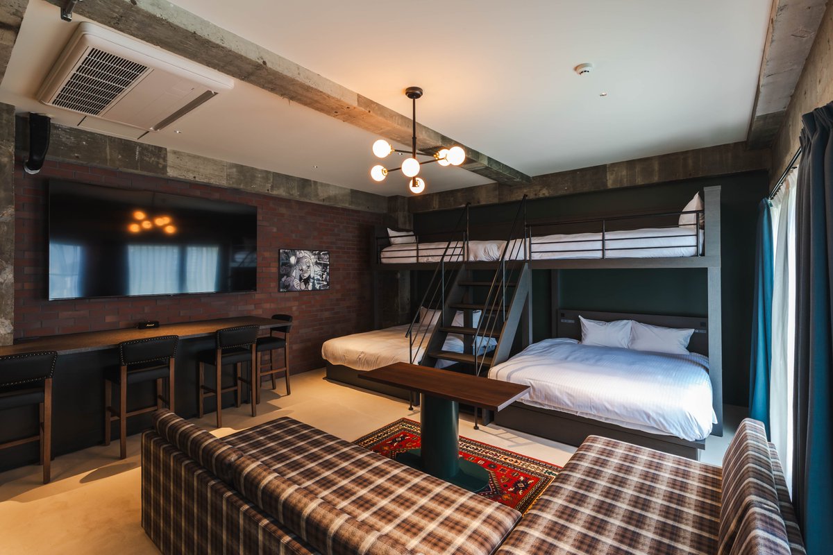 realgate_office's tweet photo. 【RELEASE】
ホテルプロジェクト第2弾「SHIFT HOTEL SHIBUYA JINNAN」が2026年7月渋谷・神南にオープン。

2027年までに計4拠点を展開し、都市の新たな滞在体験を創出する拠点開発を加速。

 詳細はこちら：https://t.co/IGXQVXdHLs
 
#リアルゲイト https://t.co/T5yLGQ7vLo