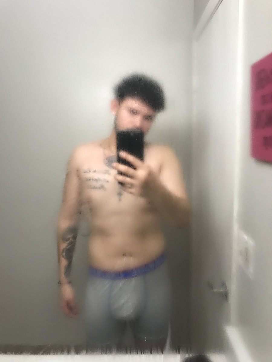 Unknown tweet media