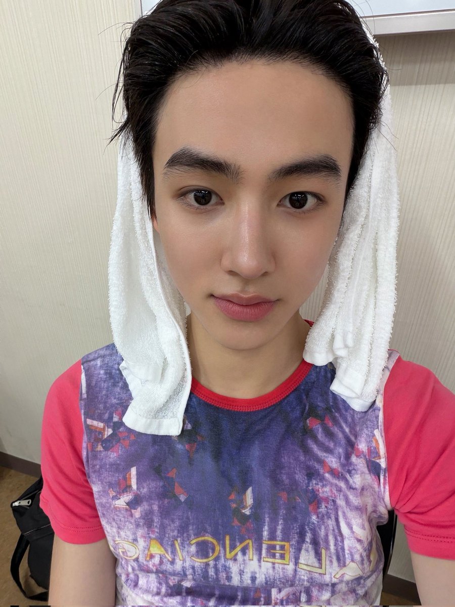 星星 tweet media