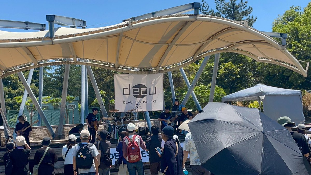 naoking6946's tweet photo. 5/17(日)DEAU FES ISESAKI 2026

やっぱり青空の下で歌うのは最高でした！

フェスの醍醐味といえば日焼けですよね！

主催の方々、出演者のみなさま、そしてお客さん！みんなみんなお疲れ様でした！ https://t.co/RBqCaoNw5v