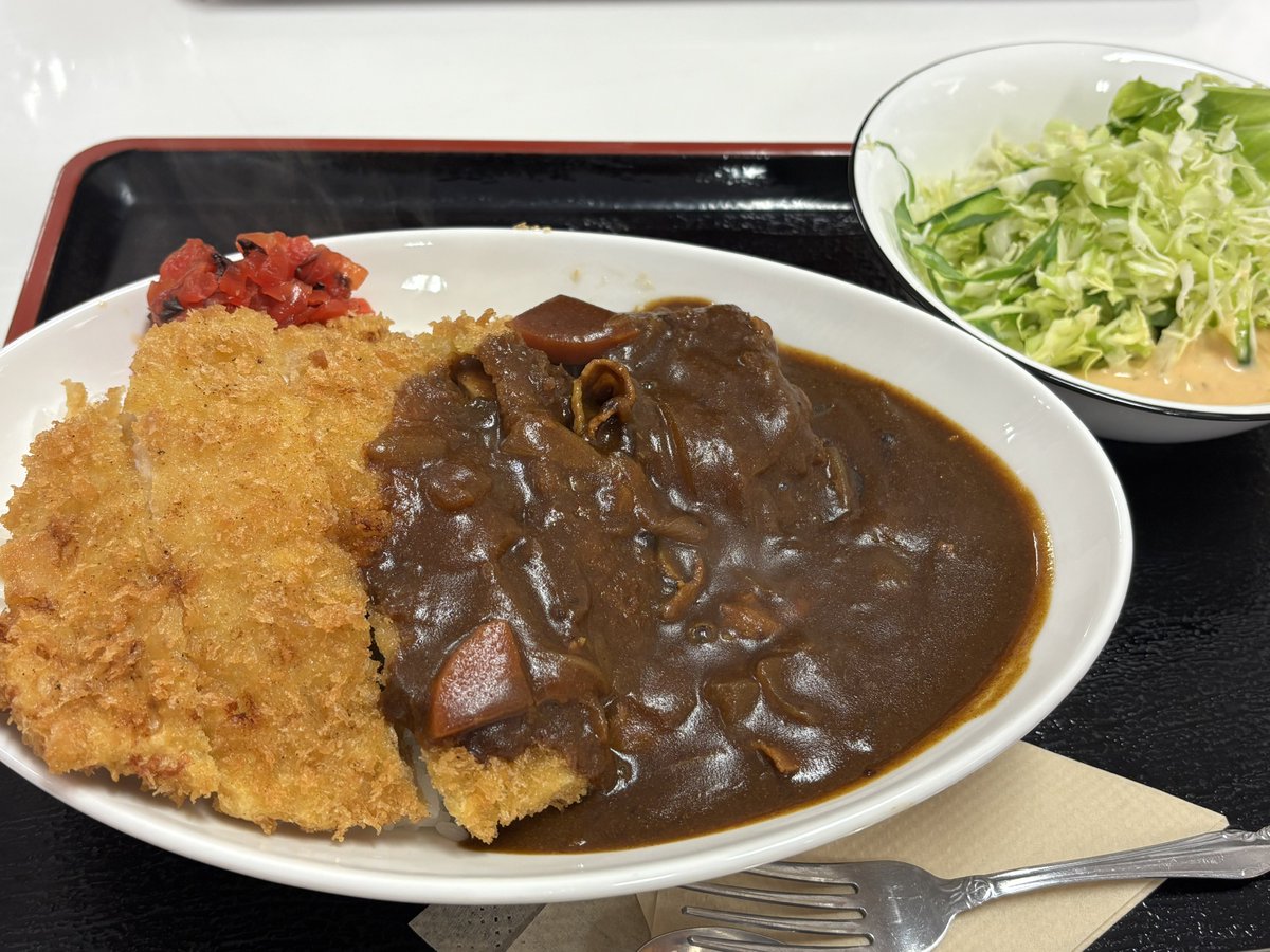 もつお tweet media
