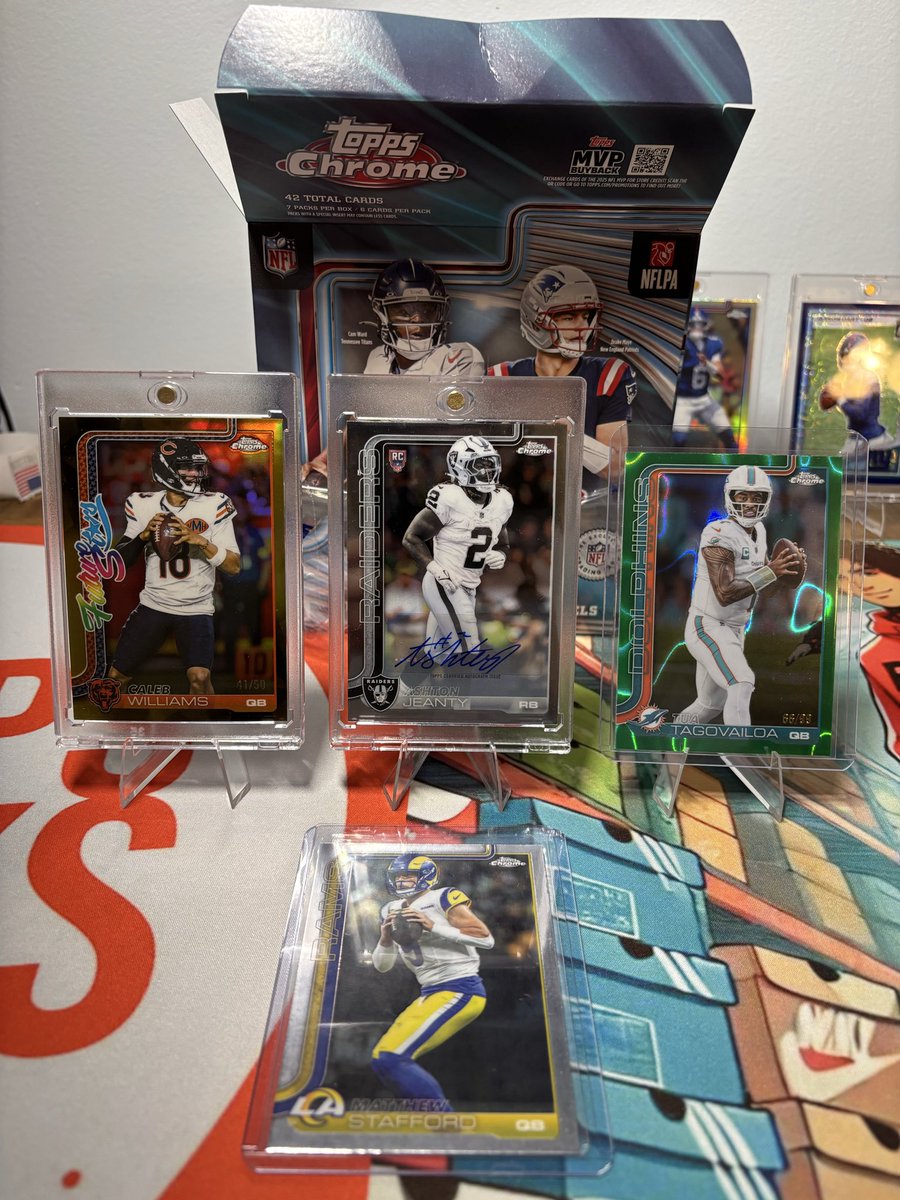 RI_RipsNKicks's tweet photo. Opened a box with a few megas and when cutting the tape I accidentally sliced the seal on one… The rest is history🔥 @CardPurchaser https://t.co/cynWNnc7Ju
