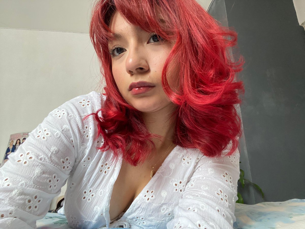 catadora de red velvet tweet media